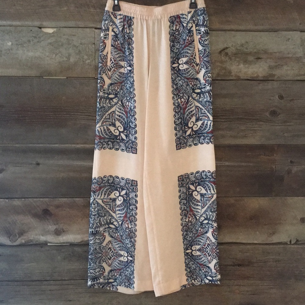BCBG wise-leg printed pant